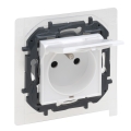 Legrand - Raamita välispistikupesa NILOE STEP 250V IP44 valge