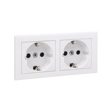 Legrand - Topelt kodune SCHUKO pistikupesa raamiga SUNO 250V valge