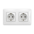 Legrand - Topelt SCHUKO kodune pistikupesa raamiga NILOE 250V valge