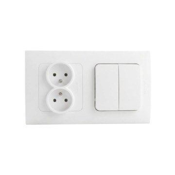 Legrand - Topelt seinapistikupesa ja topeltlüliti č. 5 koos NILOE STEP raami 250V valge