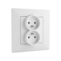 Legrand - Topeltpistikupesa koduseks kasutamiseks raamiga NILOE STEP 250V valge