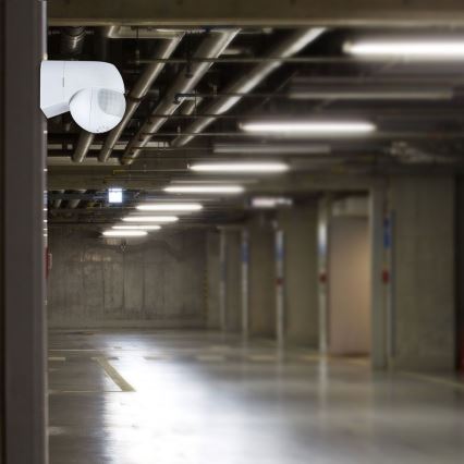 Liikumisandur PIR 180° 800W/230V IP44 valge