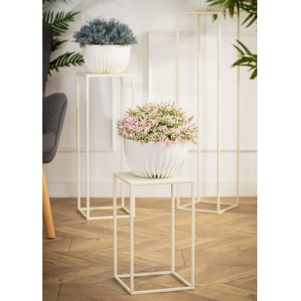 Lillealus 40x24 cm kreemikas