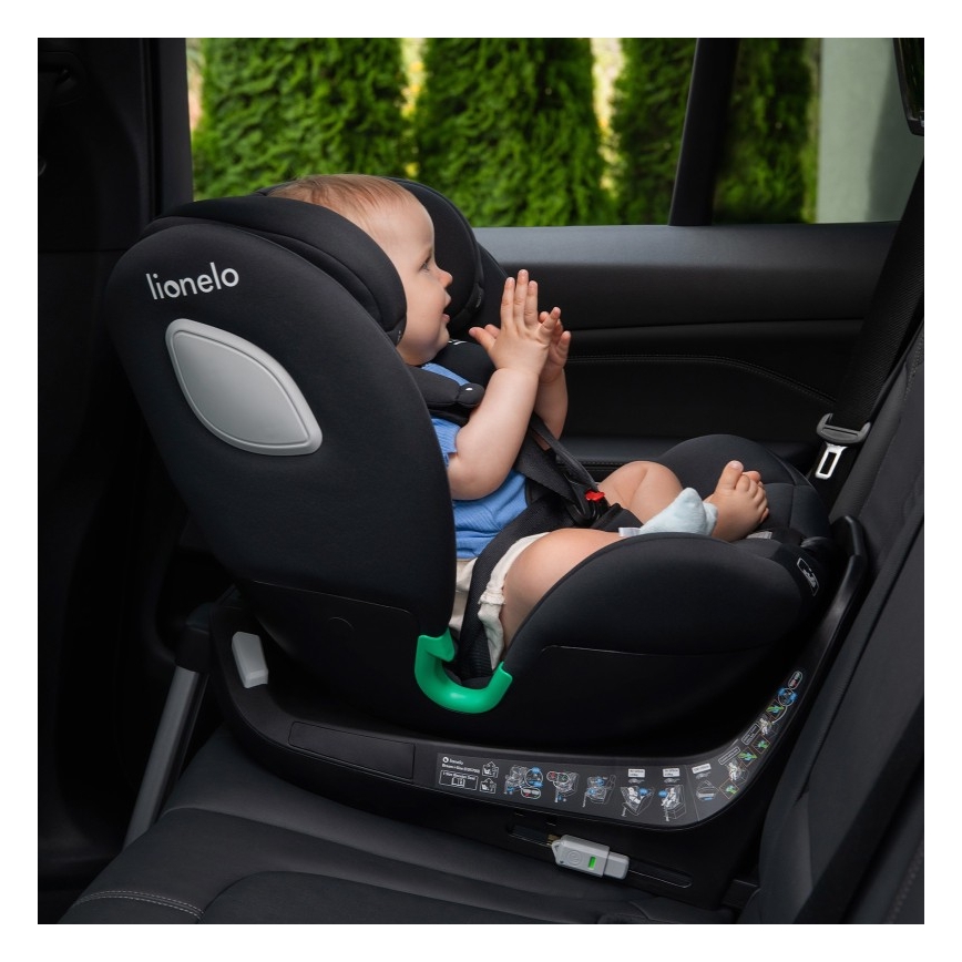Lionelo - pööratav turvatool alusega BRAAM i-Size 40-150 cm Black Carbon