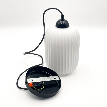 Lühter HARMA 1xE27/15W/230V d. 14 cm valge/must