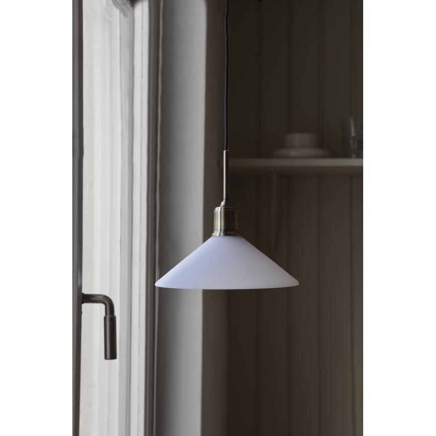 Markslöjd 108867 - Lühter VELA 1xE27/40W/230V messing/valge