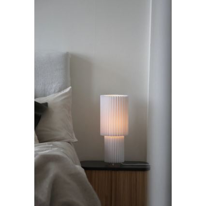 Markslöjd 108897 - Laualamp CATIS 1xE27/60W/230V 45 cm valge