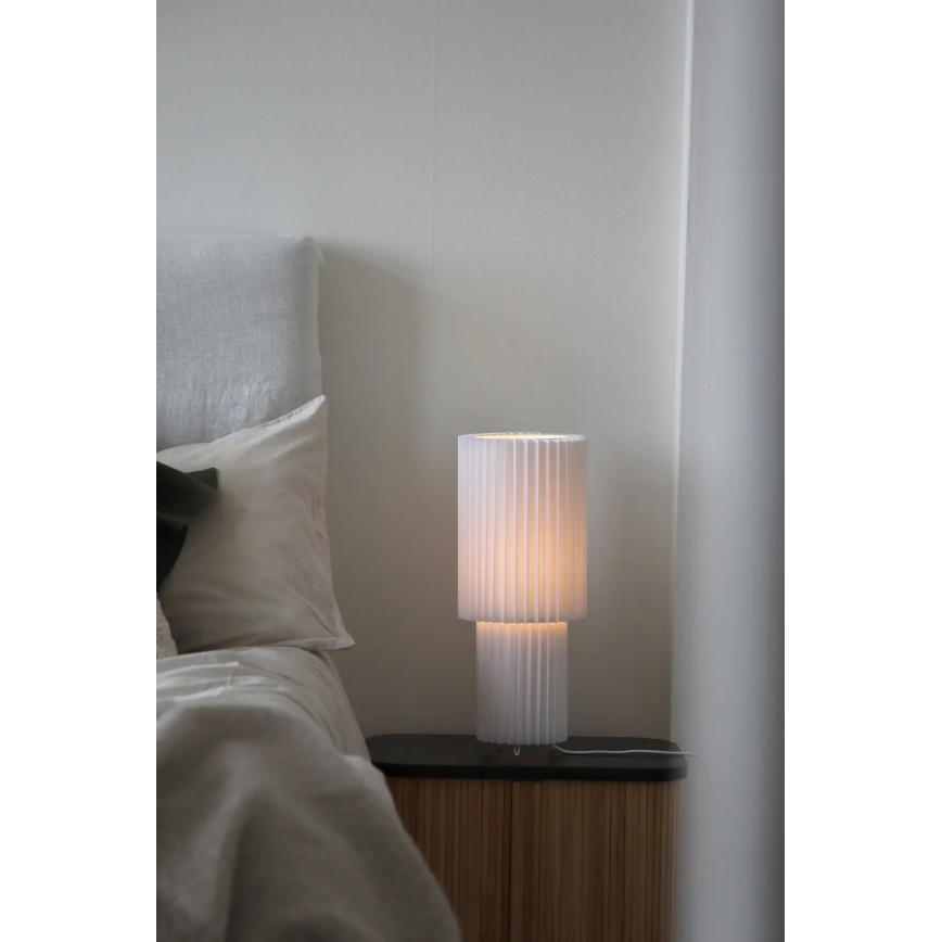 Markslöjd 108897 - Laualamp CATIS 1xE27/60W/230V 45 cm valge
