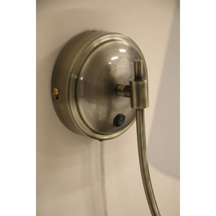 Markslöjd 108908 - Seinavalgusti AMAR 1xE14/40W/230V valge/messing