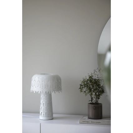 Markslöjd 109006 - Laualamp VERBERA 1xE14/40W/230V valge