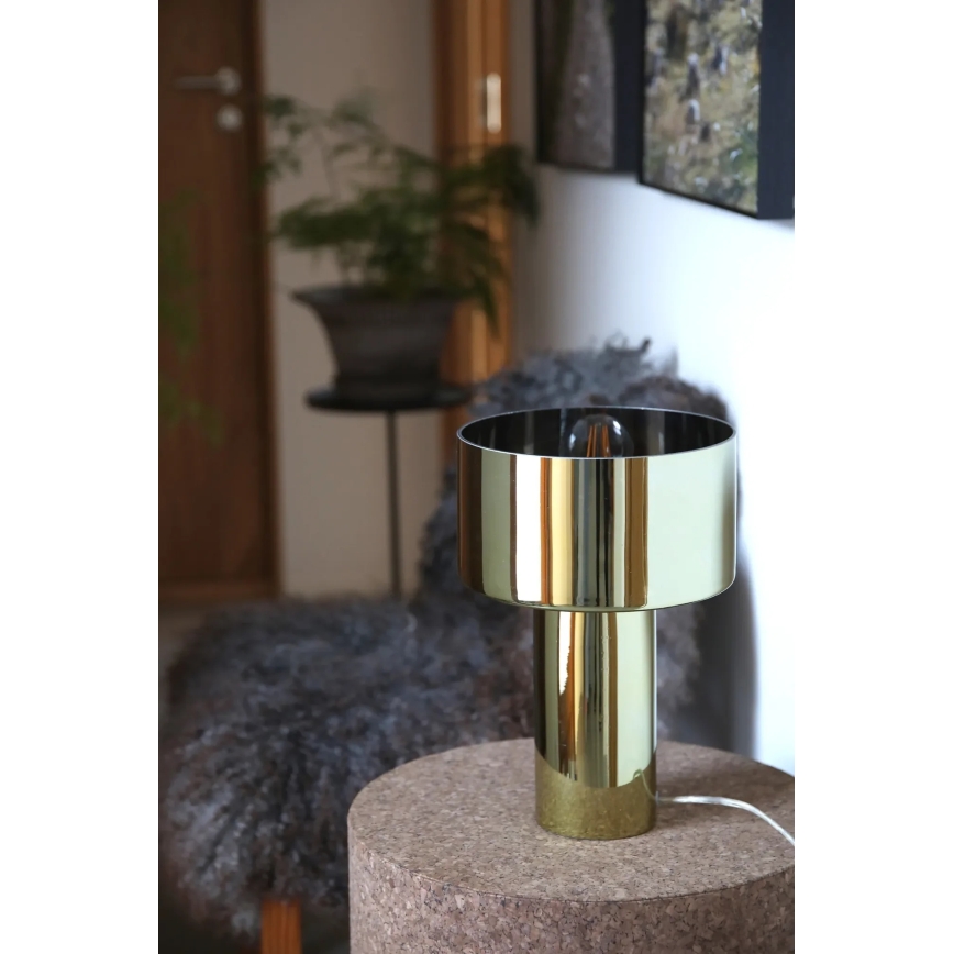 Markslöjd 109145 - laualamp CORIN 1xE27/60W/230V kuldne