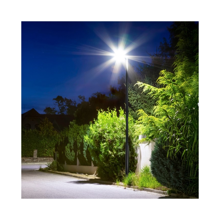 Metallist varras välisvalgustuse postile BASE 3 m must