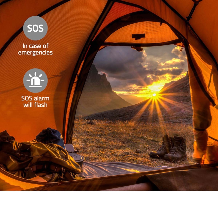 DAB+/FM-raadio käsikäivitusega, päikesepaneeliga ja integreeritud LED-taskulambiga, 5V/2500 mAh, roheline/must