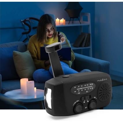 AM/FM raadio käsikruviga, päikesepaneeliga ja LED-taskulambiga 2000 mAh