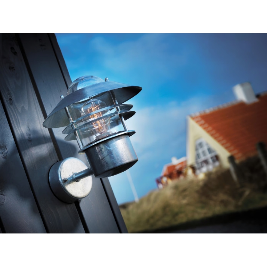 Nordlux - Väli seinavalgusti BLOKHUS 1xE27/60W/230V IP54 hõbedane