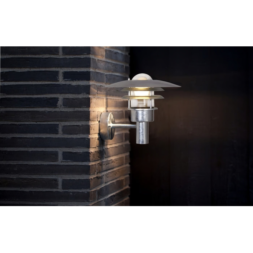 Nordlux - Väli seinavalgusti LONSTRUP 1xE27/60W/230V IP44 hõbedane