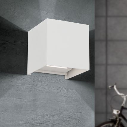 LED Välisvalgusti seinale CUBE 2xLED/3W/230V IP54 valge