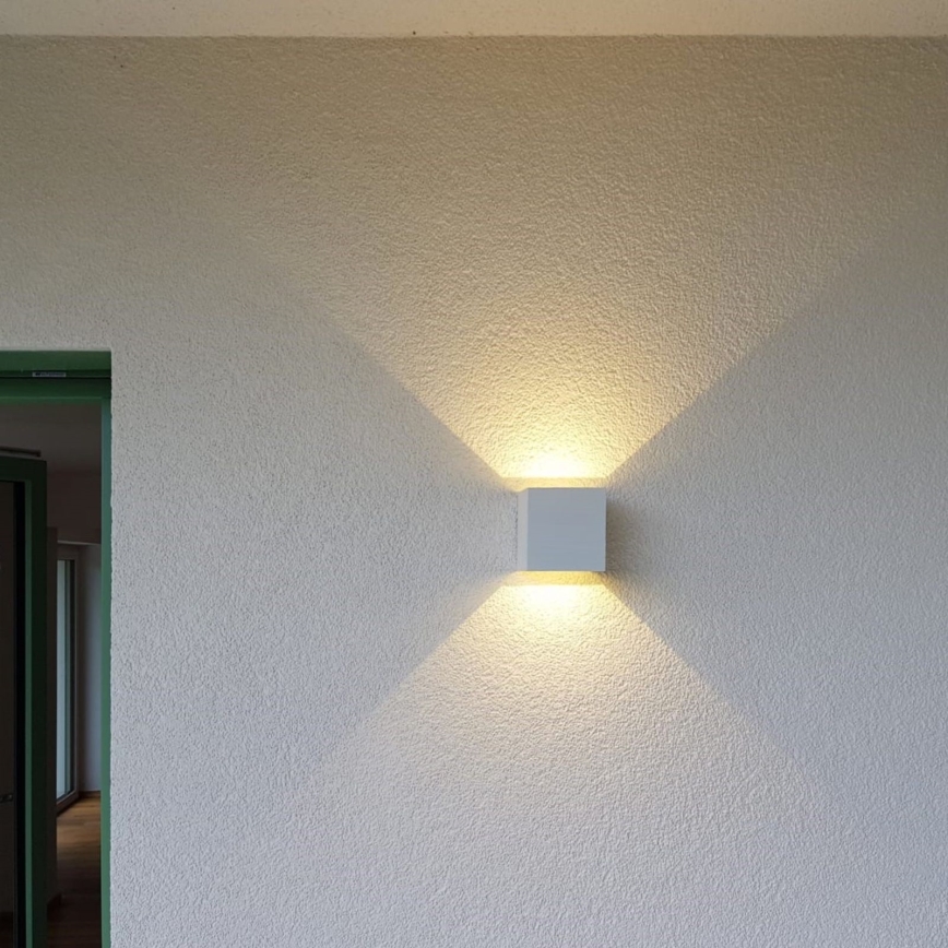LED Välisvalgusti seinale CUBE 2xLED/3W/230V IP54 valge