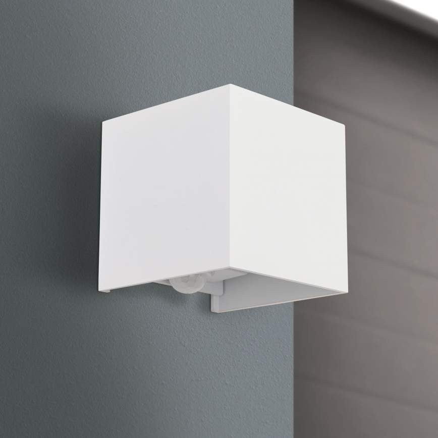 LED Väli seinavalgusti koos liikumis- ja hämardusanduriga CUBE-S LED/13W/230V IP54 valge
