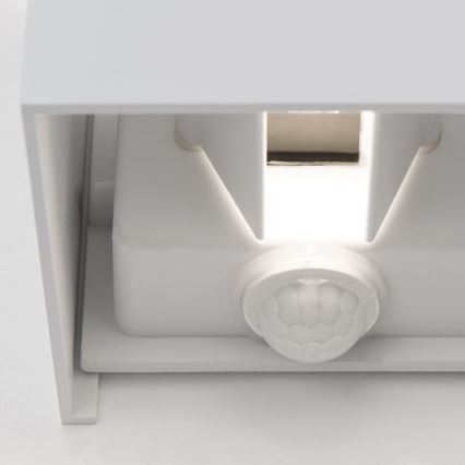 LED Väli seinavalgusti koos liikumis- ja hämardusanduriga CUBE-S LED/13W/230V IP54 valge