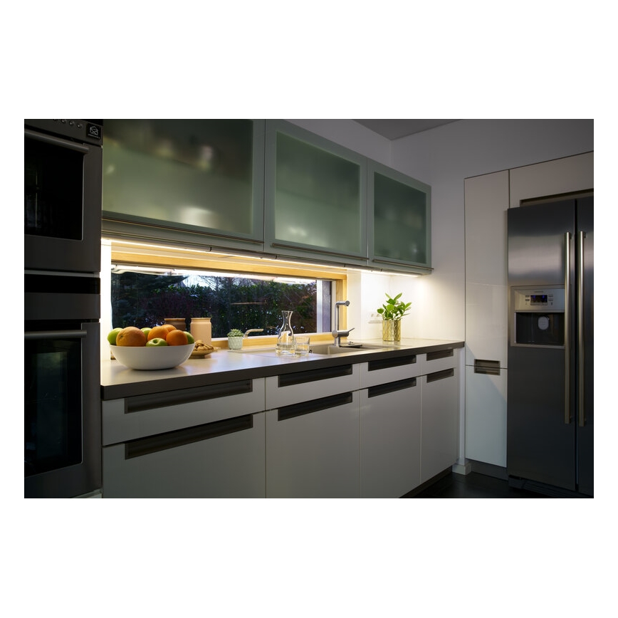 Osram - FLAT kapi alla paigaldatav valgusti anduriga LED/12W/230V 3000K