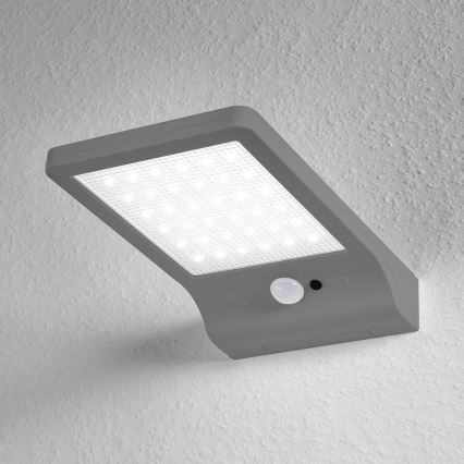 Osram - päikesepaneeliga LED-seinavalgusti liikumisanduriga DOORLED LED/3W/3,3V 2000 mAh IP44 hõbedane