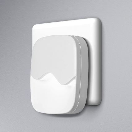 Osram - LED-pistikusse paigaldatav öövalgusti hämarussensoriga LUNETTA LED/0,5W/230V