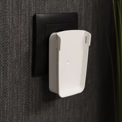 Osram - LUNETTA LED/2W/230V pistikusse paigaldatav öövalgusti sensoriga