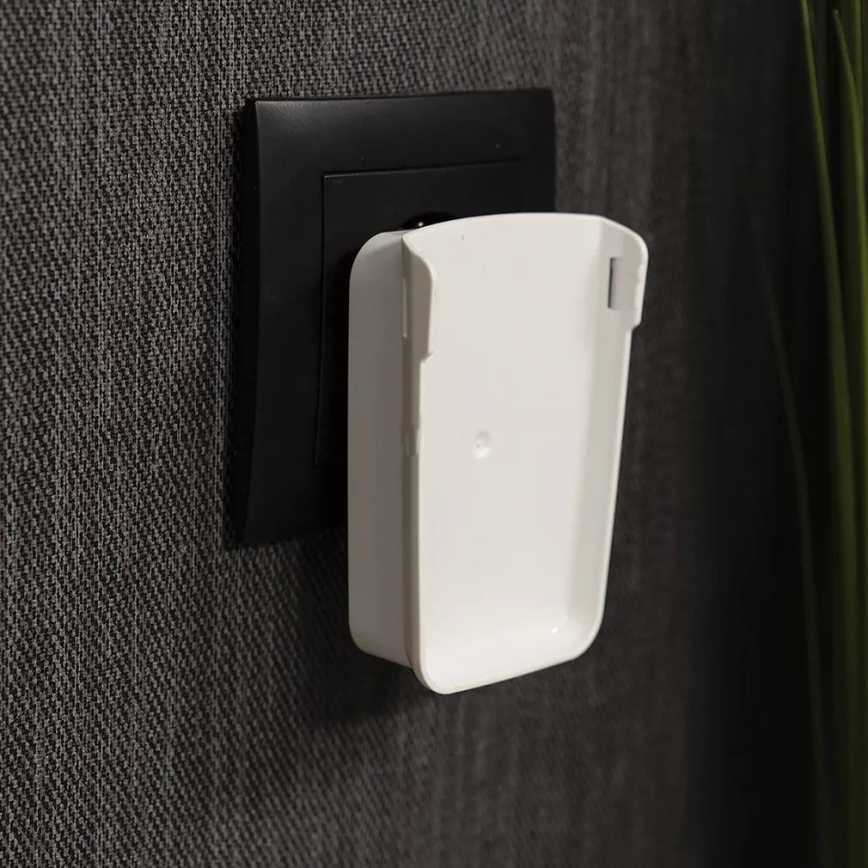 Osram - LUNETTA LED/2W/230V pistikusse paigaldatav öövalgusti sensoriga