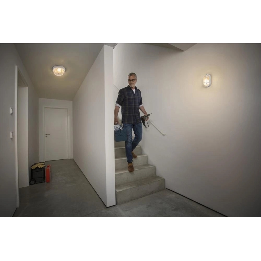 Osram - seinale paigaldatav välisvalgusti BULKHEAD 1xE27/10W/230V, läbimõõt 19 cm, IP54, valge