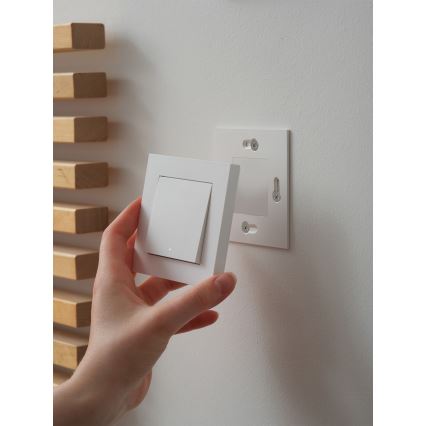 Osram - SMART+ traadita ühenupuline lüliti 5V Wi-Fi