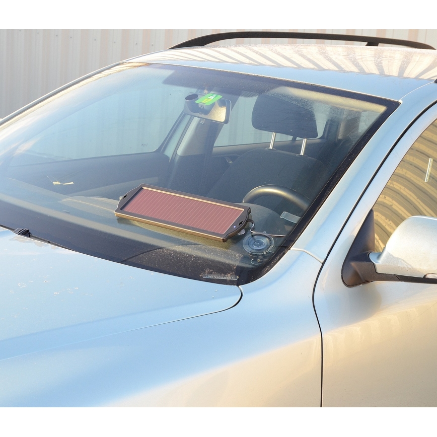 Päikesepaneeliga laadija autoakule 1,8W/12V