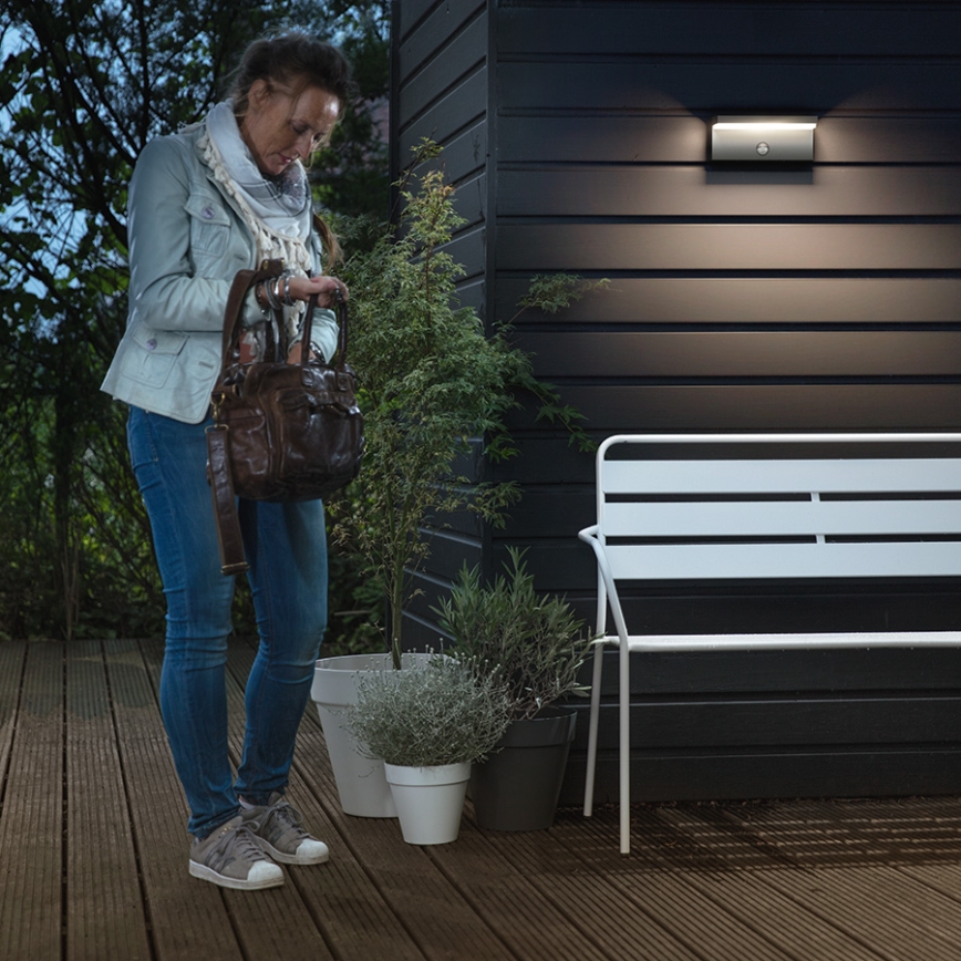 Philips - LED Väli seinavalgusti koos anduriga 2xLED/4,5W/230V 2700K IP44