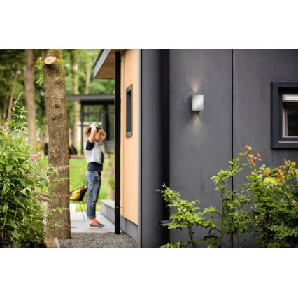 Philips - LED välisseinale paigaldatav seinavalgusti 2xLED/4,5W/230V 2700K IP44