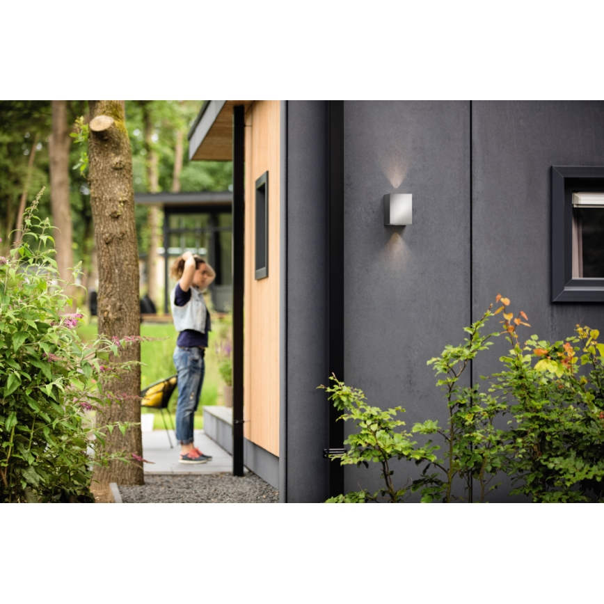 Philips - LED välisseinale paigaldatav seinavalgusti 2xLED/4,5W/230V 2700K IP44