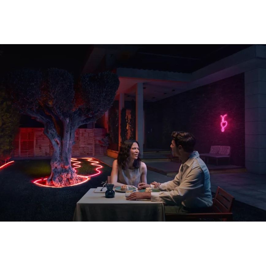 Philips - Hue NEON 5m LED RGBW hämardatav välisvalgustusriba 30W/230V 2200-6500K IP67 + liikumisandur