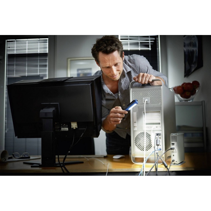 Philips LPL18B1 - LED Kinnitatav lamp 5xLED/1,3W/3xAAA IP54