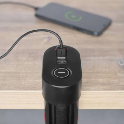 Pikendusjuhe koos lauakinnitusega 3Z + 3xUSB 1,5m must