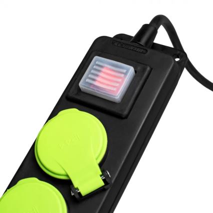 Pikendusjuhe lülitiga, 3-pesaga, 3 m, IP44