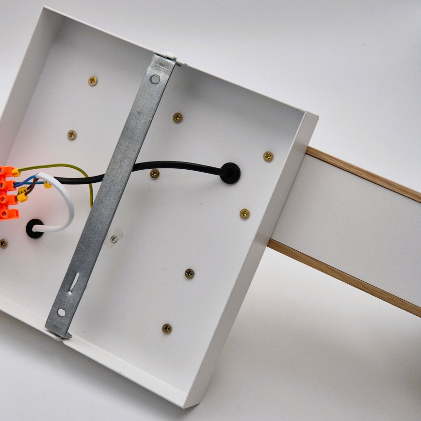 Pinnale kinnitatav lühter MATTE 2xE27/15W/230V + 3xG9/5W/230V valge/tamm