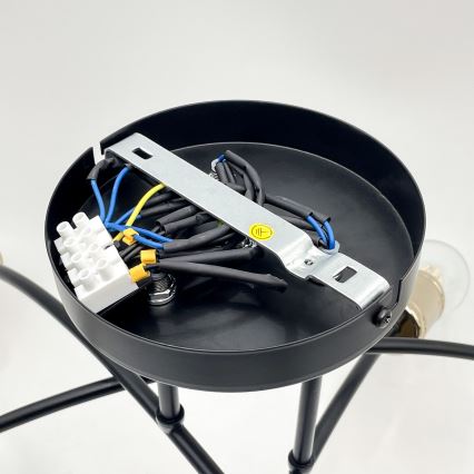 Pinnapealne lühter ANYA 6xE27/15W/230V must/kuldne