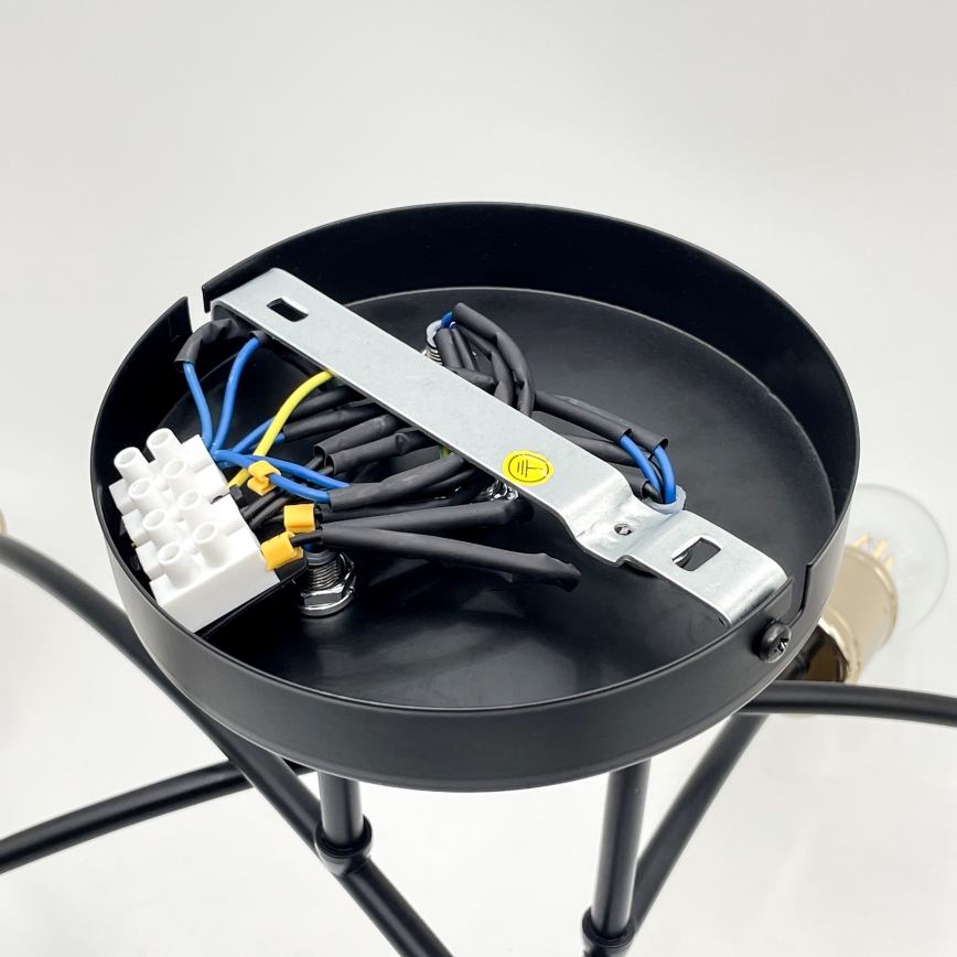 Pinnapealne lühter ANYA 6xE27/15W/230V must/kuldne