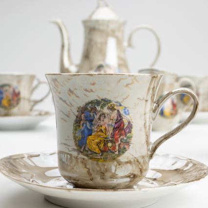 Portselanist teekomplekt marmor pruun