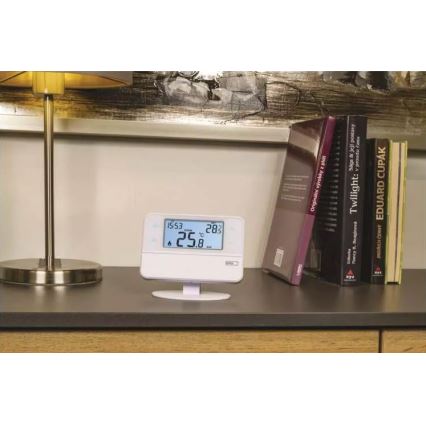 Programmeeritav termostaat 230V + 2xAA