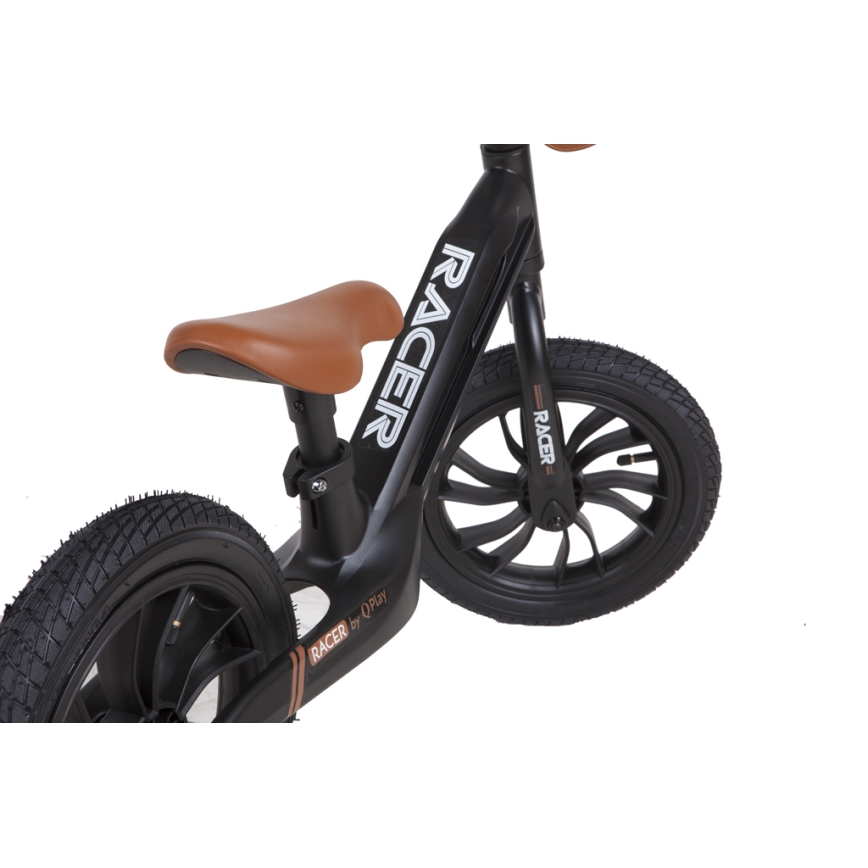 QPlay - Jooksuratas RACER AIR must/pruun