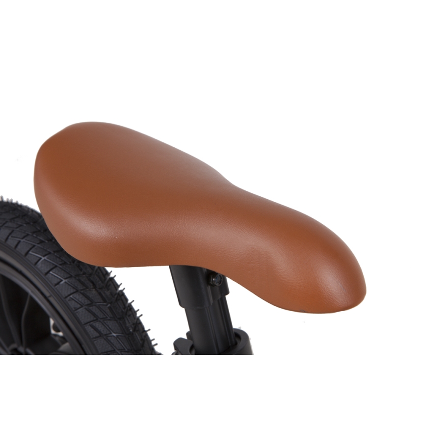 QPlay - Jooksuratas RACER AIR must/pruun