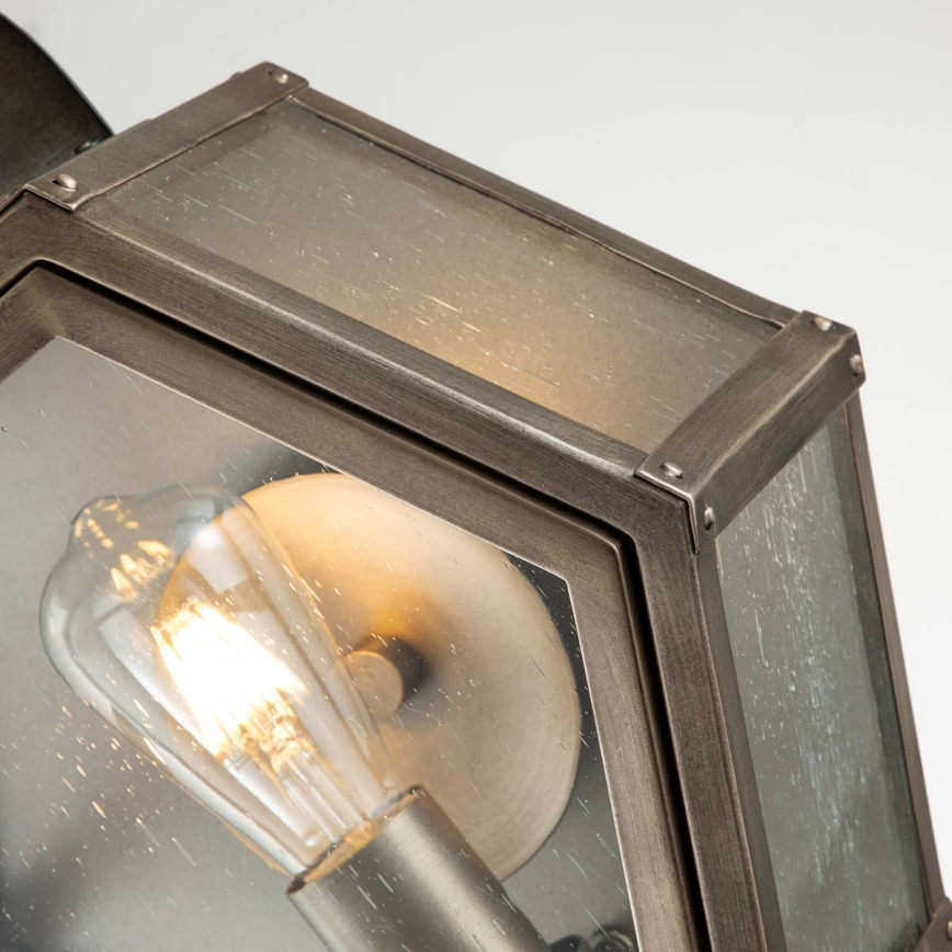 Quintiesse - Välisseinavalgusti HEATH M 1xE27/60W/230V IP44 pronksviimistlus