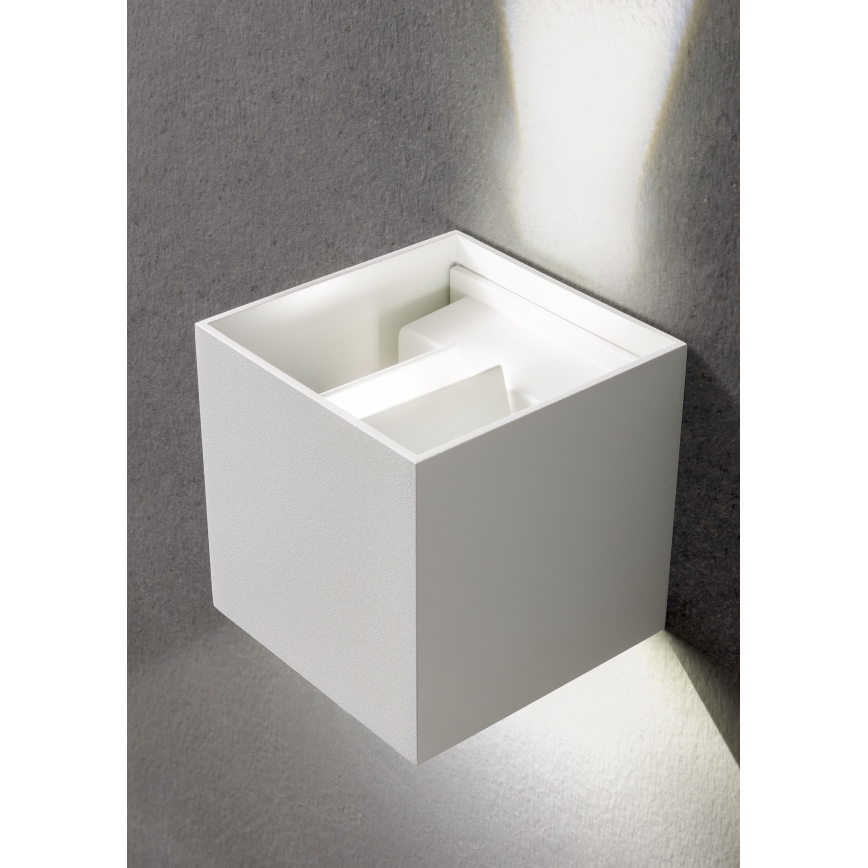 Redo 90294 - Seinale paigaldatav LED-välisvalgusti VARY 2xLED/10W/230V 3000K IP54 valge