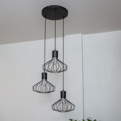 Ripplamp kaabliga SOLANO 3xE27/15W/230V must/läikiv kroom