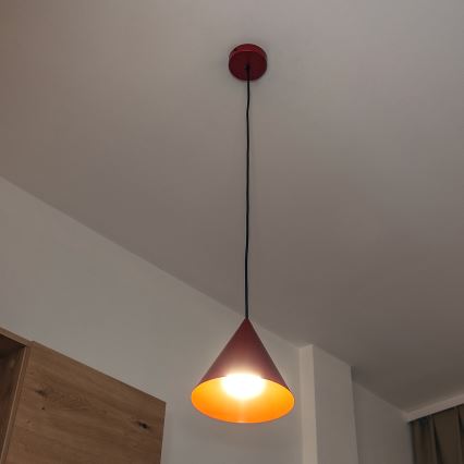 Rippvalgusti ETNA II trossil 1xE27/15W/230V, läbimõõt 18,5 cm, punane